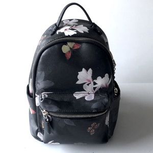 dream control new york mini backpack